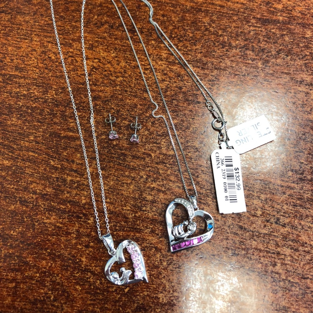 2 necklaces and set of  earrings